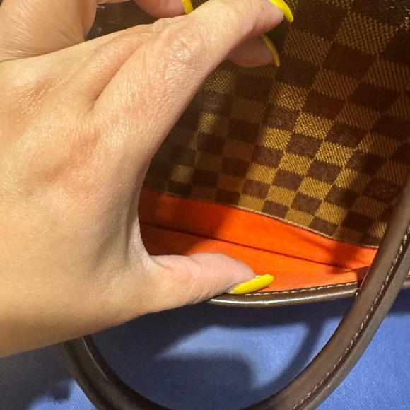LV Sarria Damier Ebene Brown Checkered Handbag - Picture 10 of 11